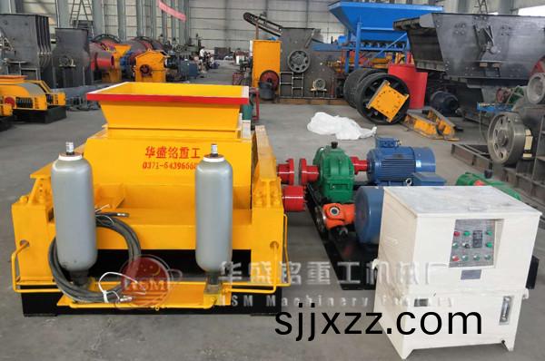 雙(shuang)齒輥(gun)破碎機(ji)