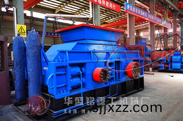 對輥(gun)破碎(sui)機(ji)圖(tu)片(pian)